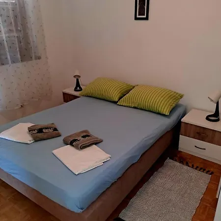 Donna Apartment