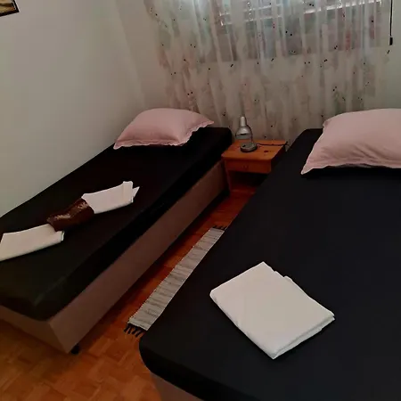 Donna Apartment Zaboric